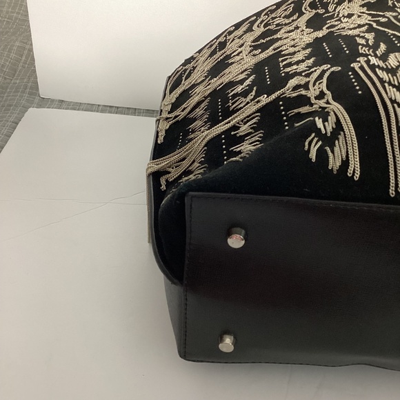 NWT CROMIA WOMAN'S LARGE LEATHER SUEDE TOTE BLACK  BAG FRINGE CHAINS AT FRONT - Picture 5 of 16